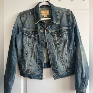 Levi’s size M denim jacket